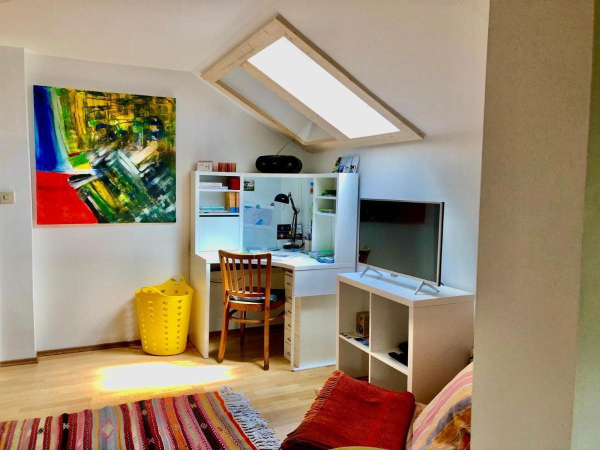 Charmante Ferienwohnung Mit Balkon Im 5-Seen-Land 海臣道夫皮尔森 外观 照片