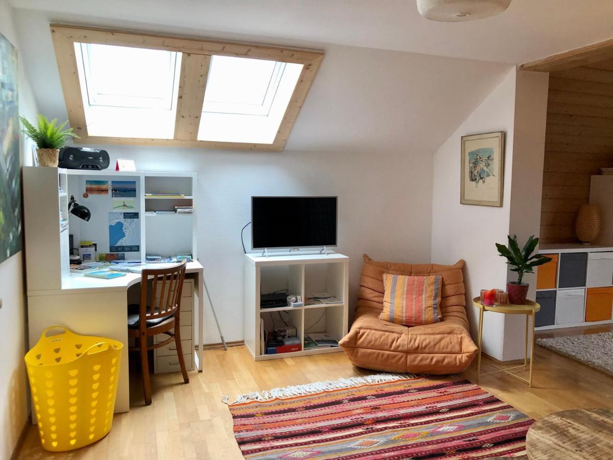 Charmante Ferienwohnung Mit Balkon Im 5-Seen-Land 海臣道夫皮尔森 外观 照片